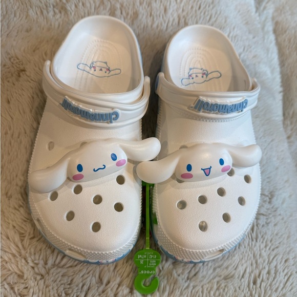 NWT CROCS Cinnamoroll SANRIO - Picture 1 of 9